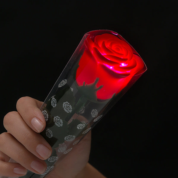Rdeča Vrtnica z Večbarvno LED Osvetlitvijo
